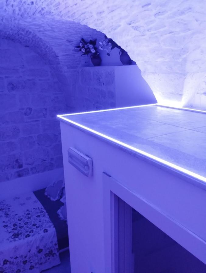 Al Bianco Nido White Stone Apt In Martina Franca Exterior photo