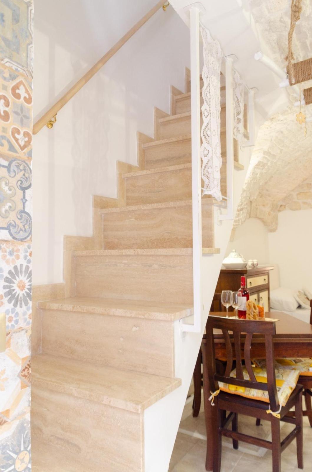 Al Bianco Nido White Stone Apt In Martina Franca Exterior photo