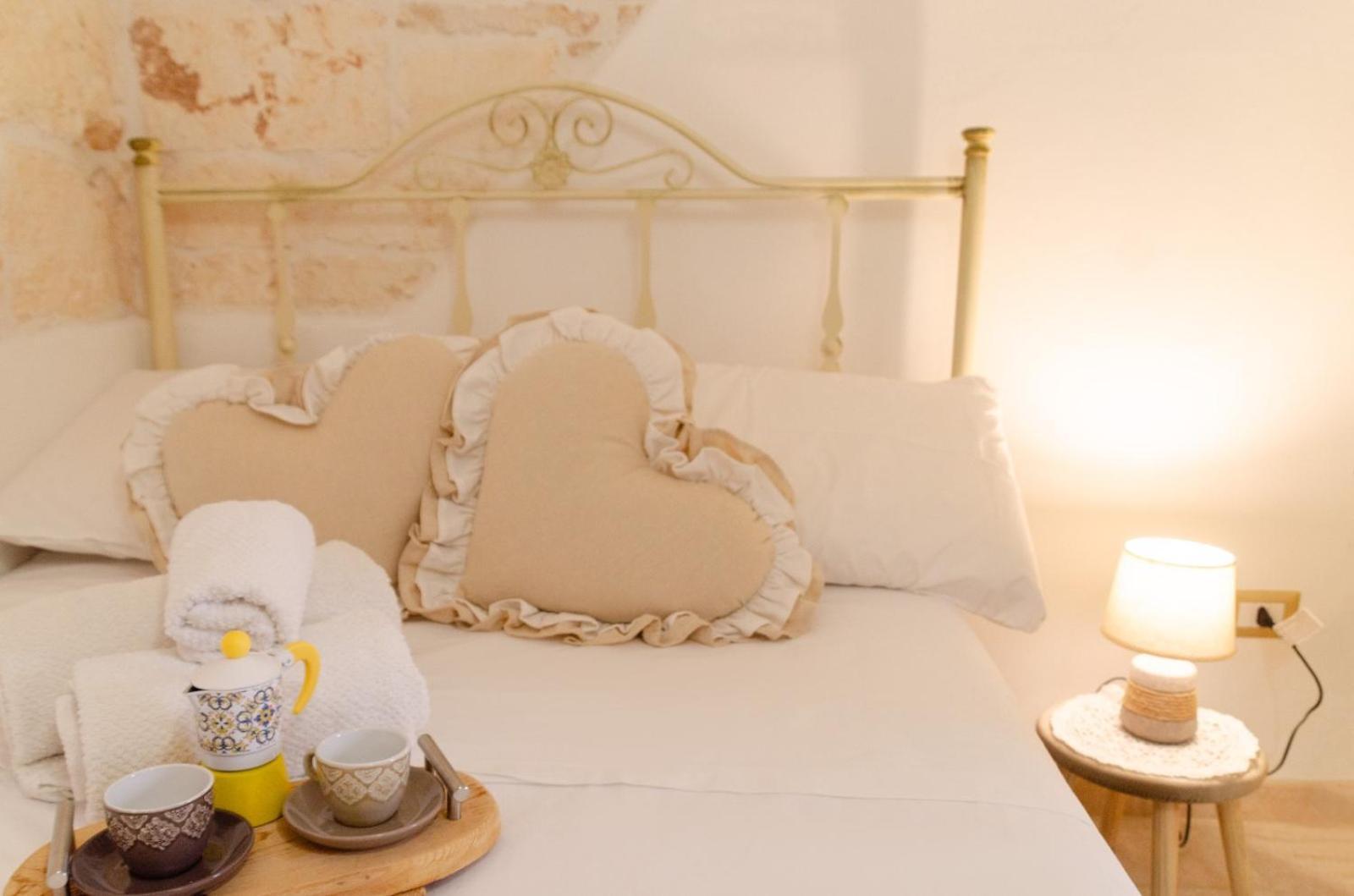 Al Bianco Nido White Stone Apt In Martina Franca Exterior photo
