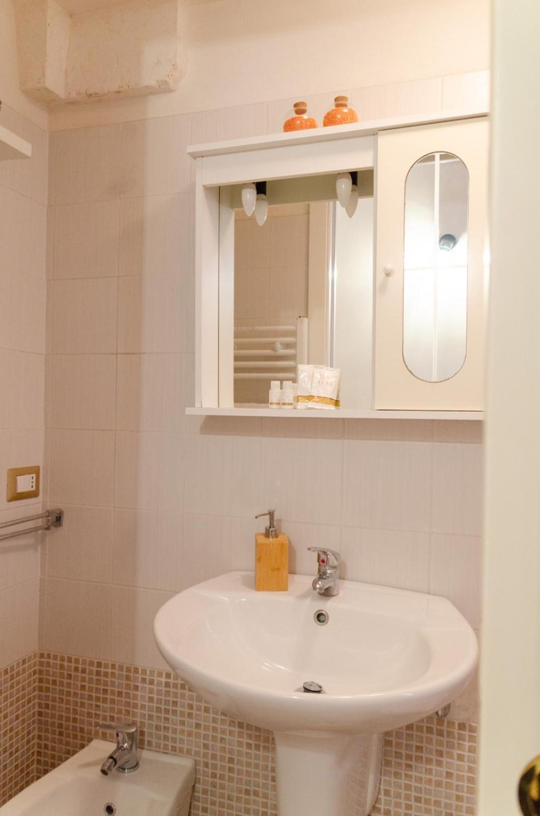 Al Bianco Nido White Stone Apt In Martina Franca Exterior photo